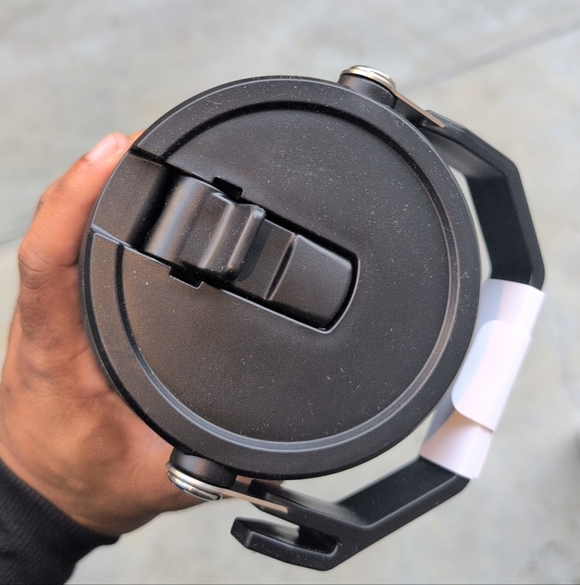 Stanley Black The Ice flow Flip Straw Jug 40oz NWOB - Picture 3 of 3